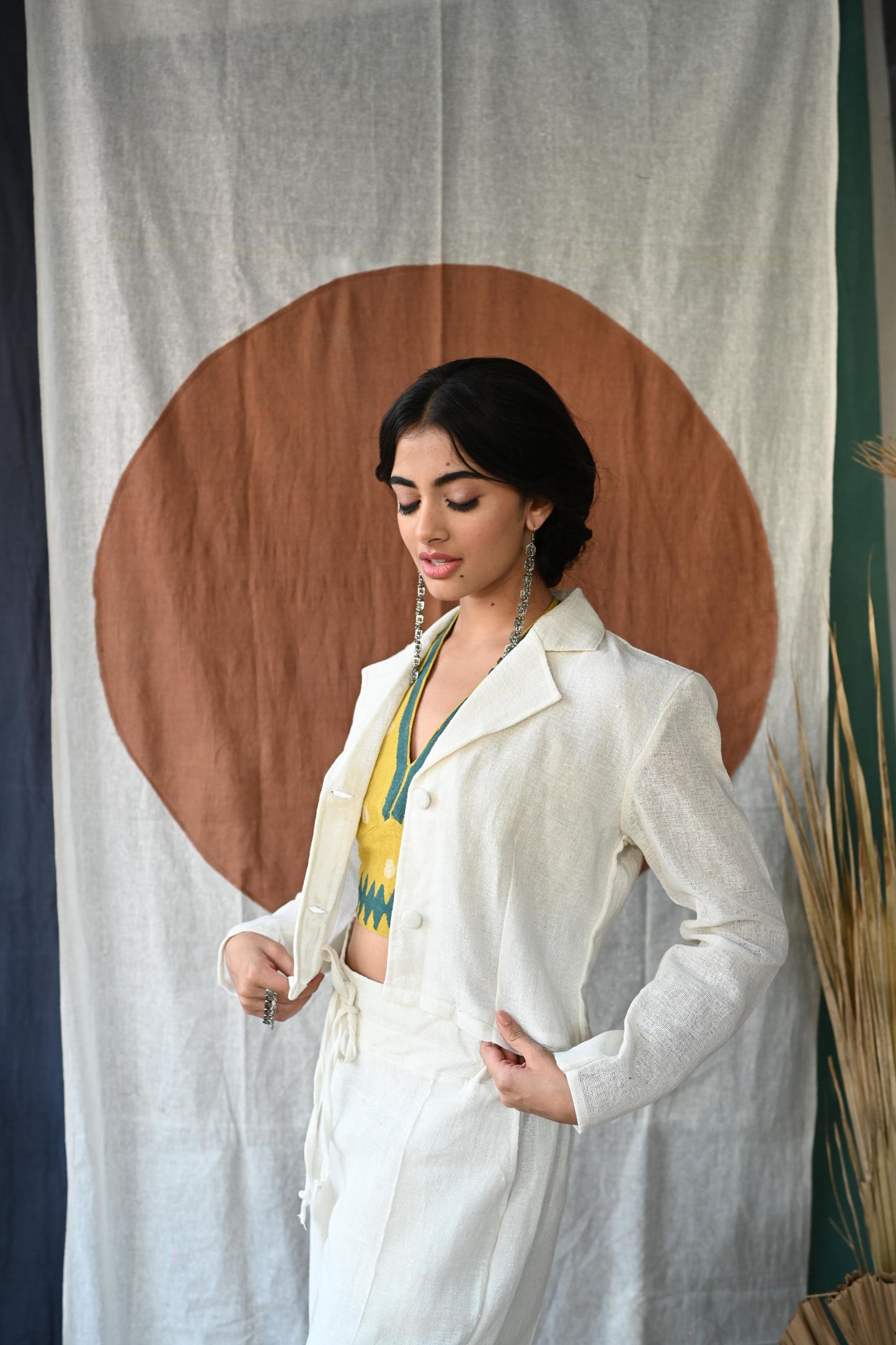 Raw White Notch Collar Cropped Blazer - Tijoreebynikita