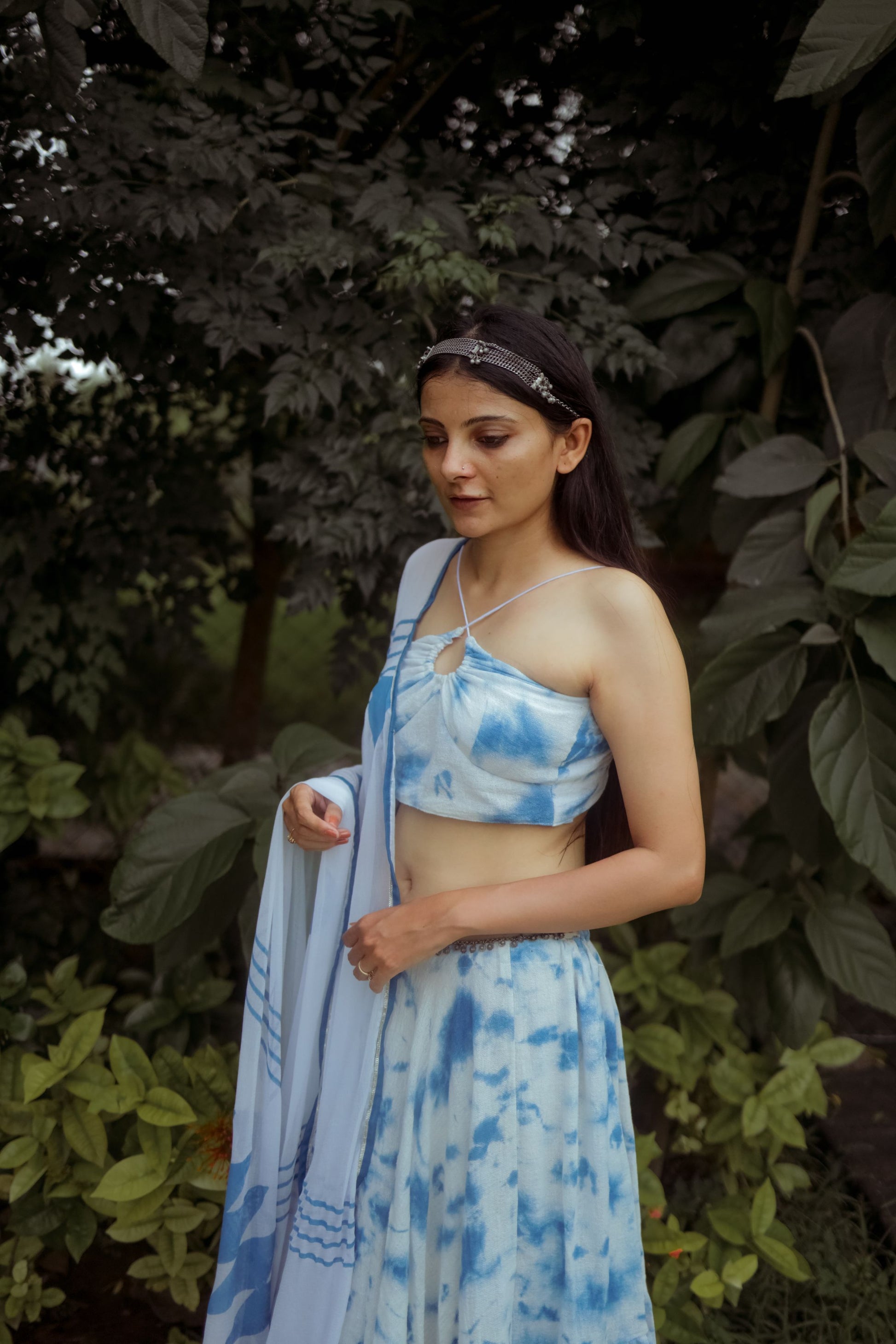 Blue & White Hand Block Printed Tie-Dye Saree With Custom Jute Crop Top - Tijoreebynikita